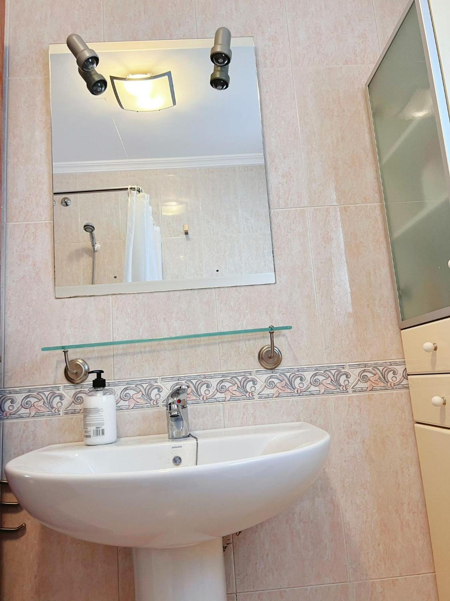 Habitacion Compartido Huelva Centro Luaran gambar